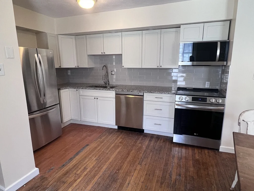 2 bed, 1 bath apartment for rent at 394 Broadway Unit 3, Winter Hill — photo 2 of 12