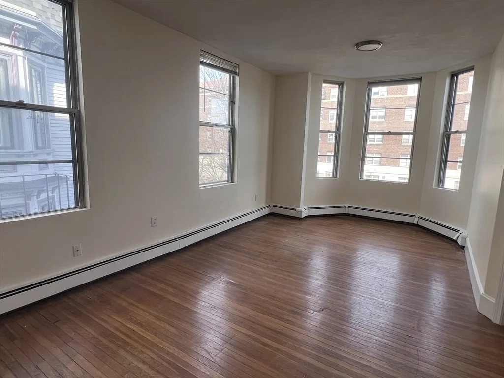 2 bed, 1 bath apartment for rent at 394 Broadway Unit 3, Winter Hill — photo 6 of 12