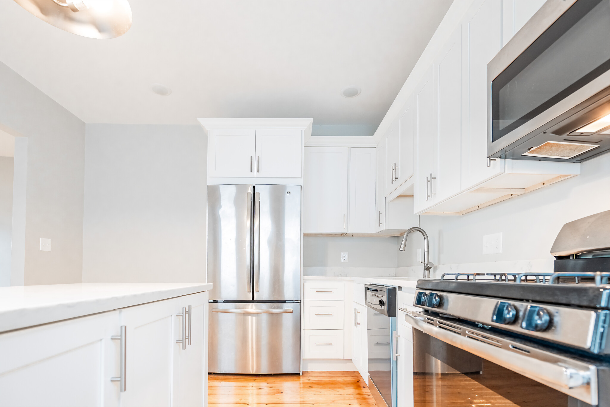 3 bed, 1 bath apartment for rent at 394 Centre St Unit 3, Jamaica Plain