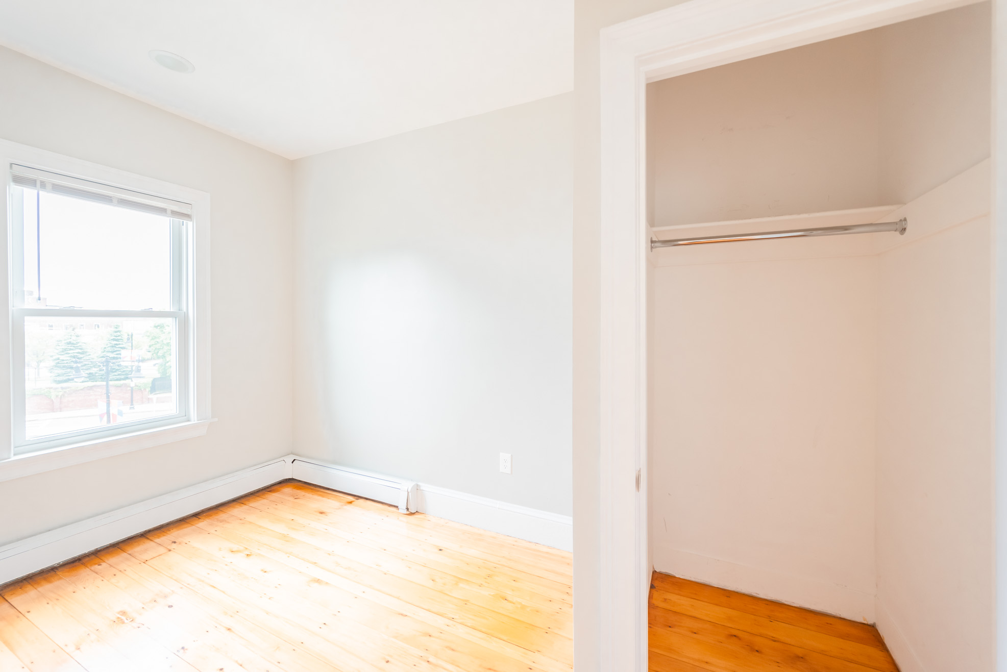 3 bed, 1 bath apartment for rent at 394 Centre St Unit 3, Jamaica Plain — photo 20 of 31