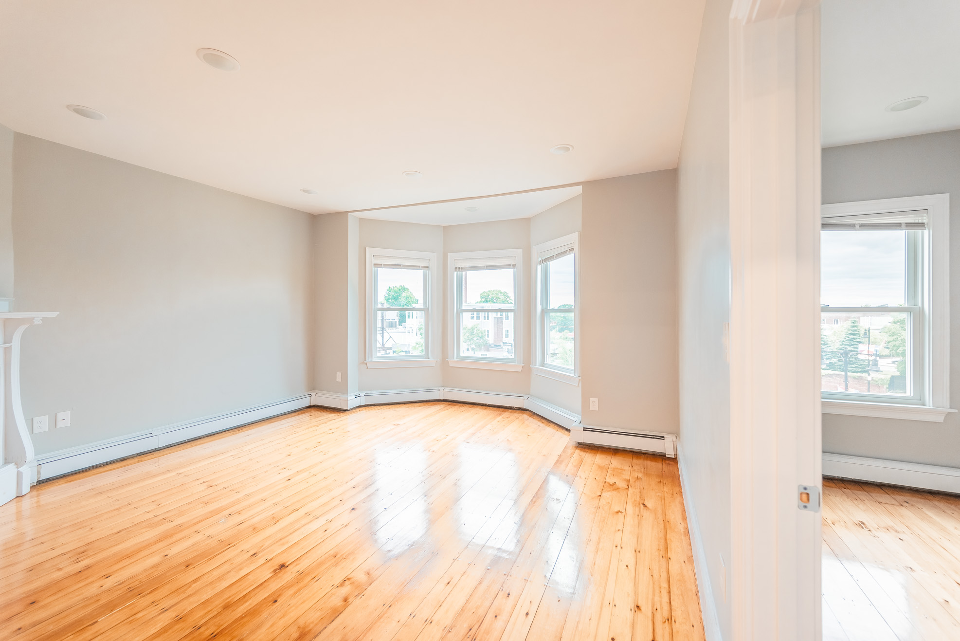 3 bed, 1 bath apartment for rent at 394 Centre St Unit 3, Jamaica Plain — photo 6 of 31
