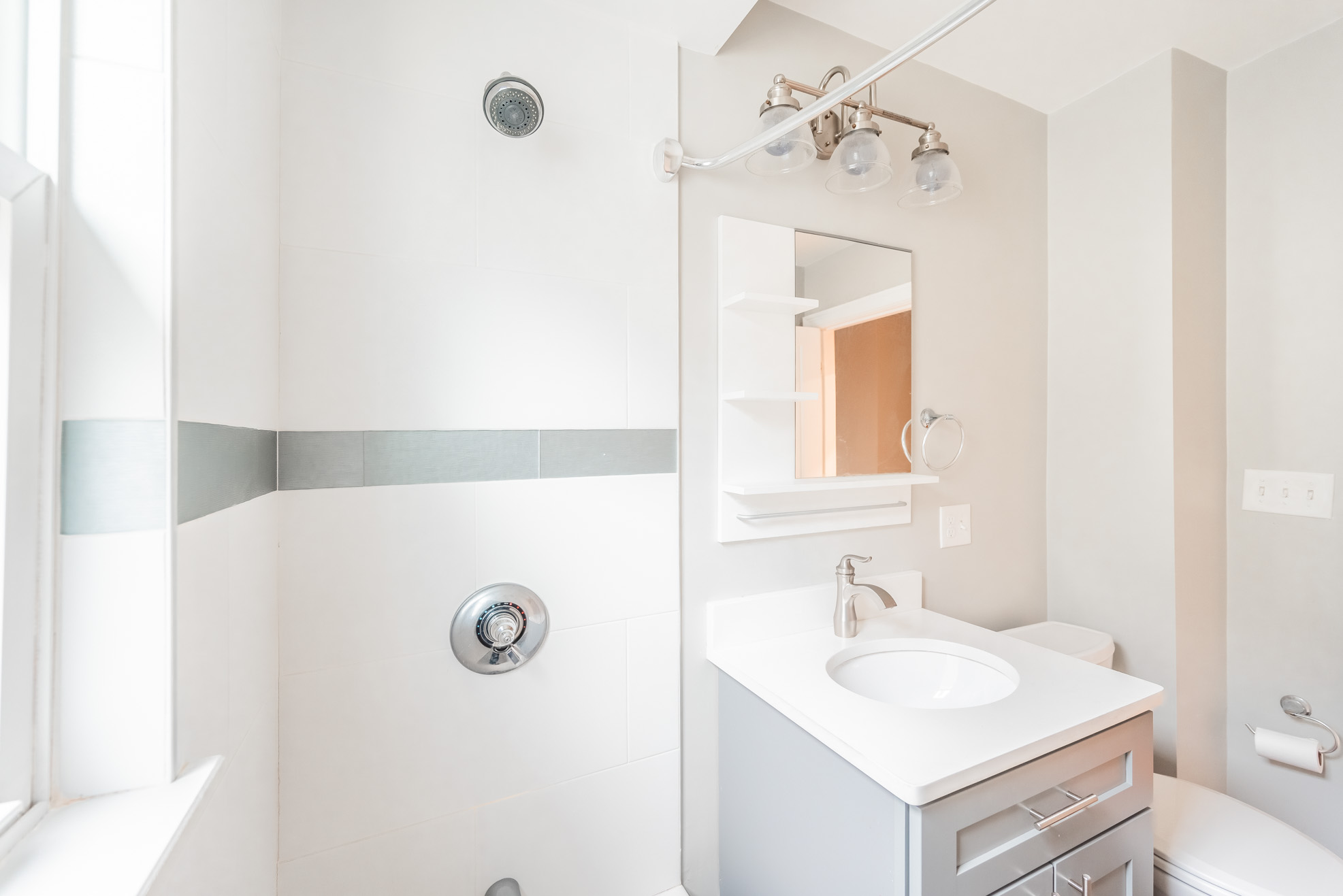 3 bed, 1 bath apartment for rent at 394 Centre St Unit 3, Jamaica Plain — photo 23 of 31