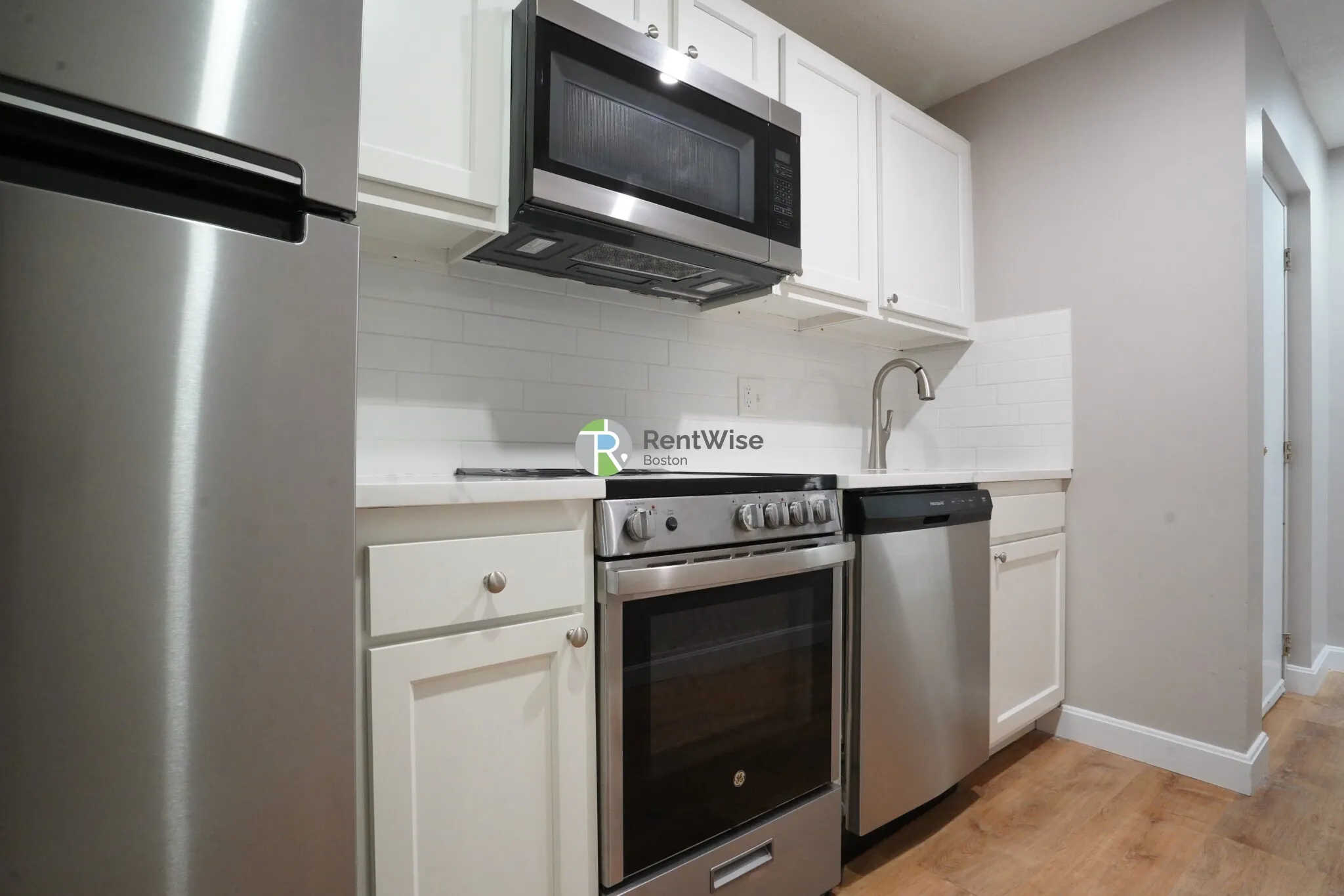2 bed, 1 bath apartment for rent at 394 Langley Rd Unit 4, Thompsonville — photo 5 of 18