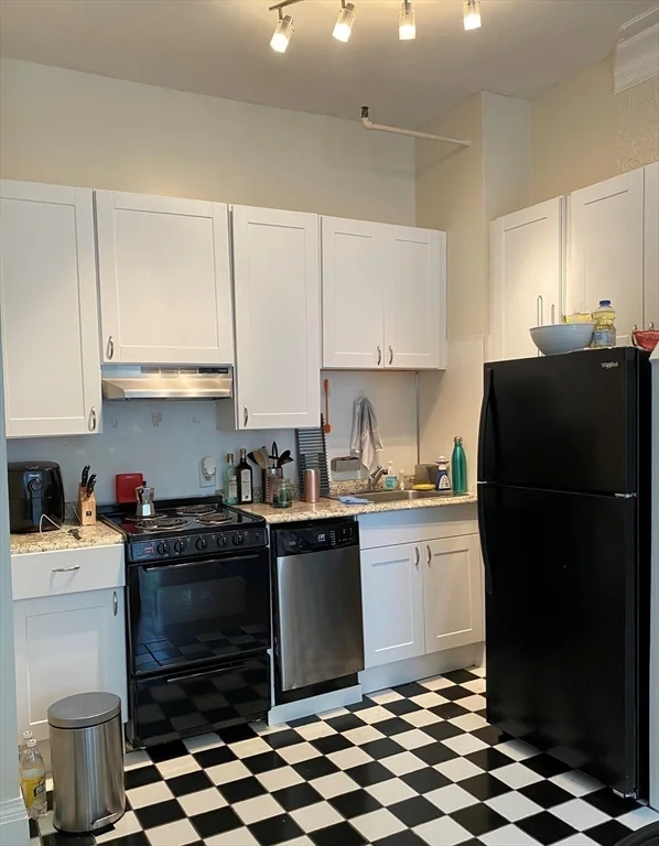 1 bed, 1 bath apartment for rent at 394 Marlborough St Unit 6, Back Bay — photo 8 of 12