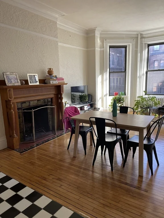1 bed, 1 bath apartment for rent at 394 Marlborough St Unit 6, Back Bay — photo 7 of 12