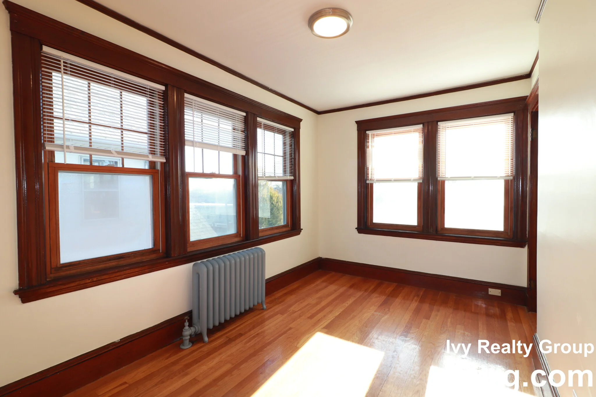 3 bed, 1 bath apartment for rent at 394 Mount Auburn St Unit 394, East Watertown — photo 5 of 21