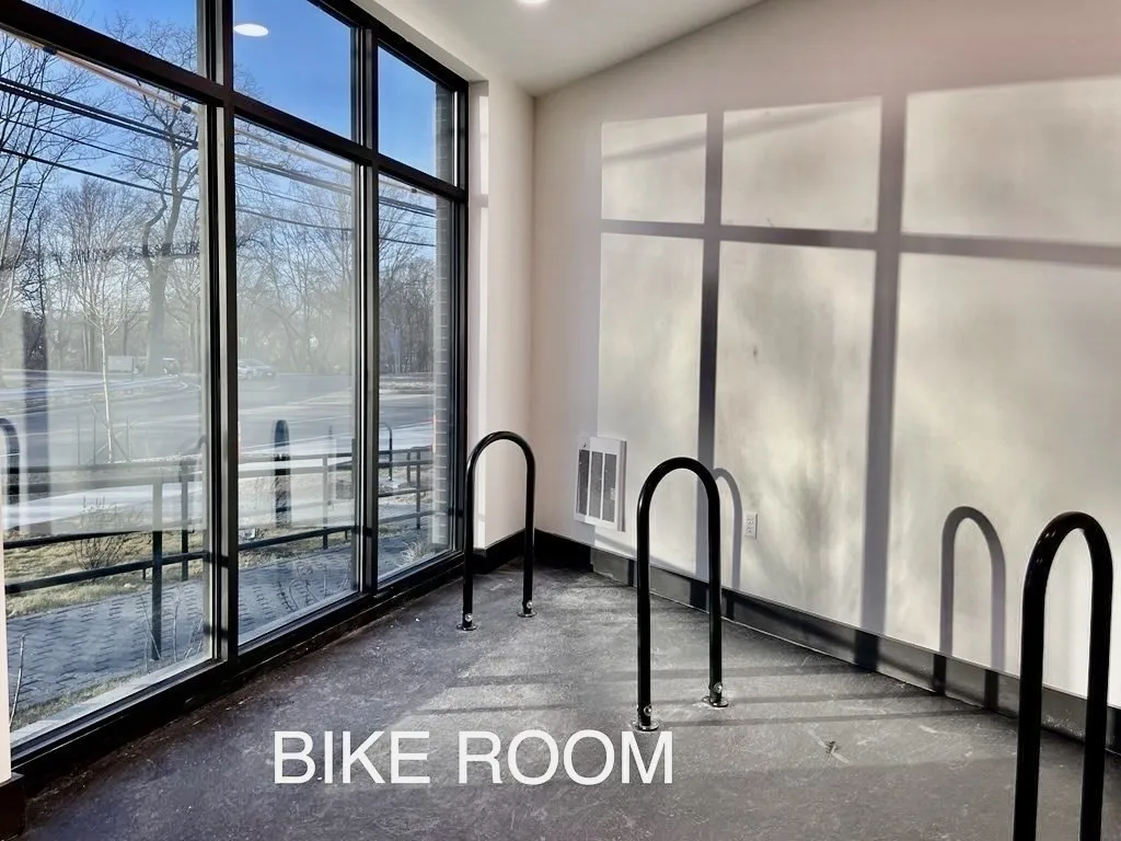2 bed, 2 bath apartment for rent at 395 Alewife Brook Pkwa Unit 2A, West Somerville — photo 16 of 21