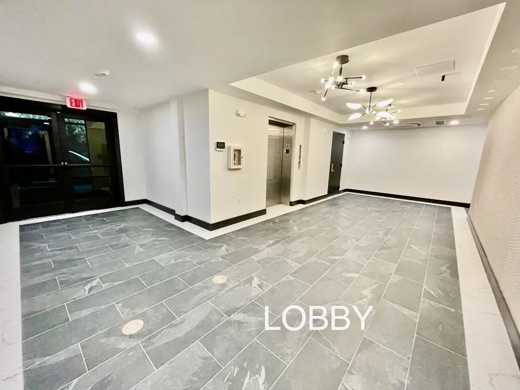 2 bed, 2 bath apartment for rent at 395 Alewife Brook Pkwa Unit 2A, West Somerville — photo 15 of 21