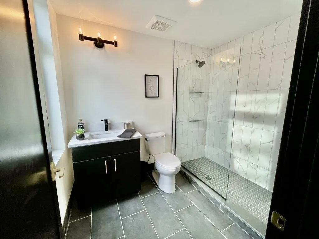 2 bed, 2 bath apartment for rent at 395 Alewife Brook Pkwa Unit 2A, West Somerville — photo 8 of 21