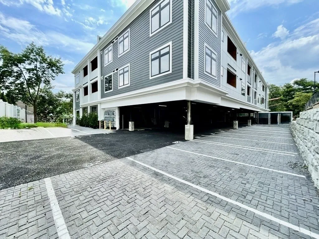2 bed, 2 bath apartment for rent at 395 Alewife Brook Pkwa Unit 2A, West Somerville — photo 14 of 21