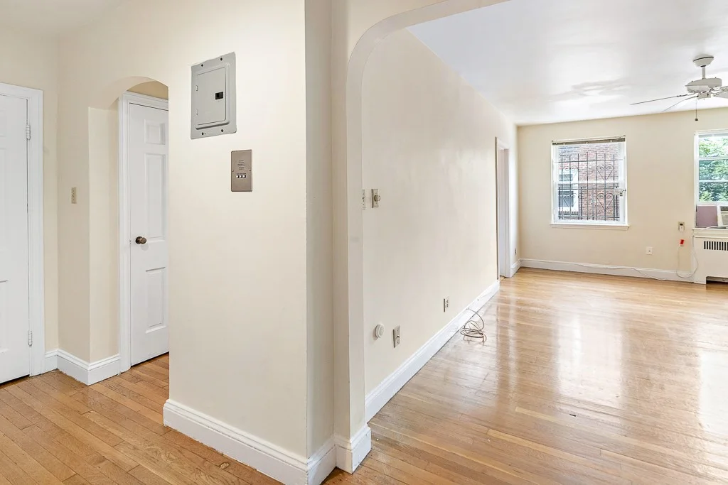 Studio bed, 1 bath apartment for rent at 395 Broadway Unit R3B, Mid Cambridge — photo 9 of 16