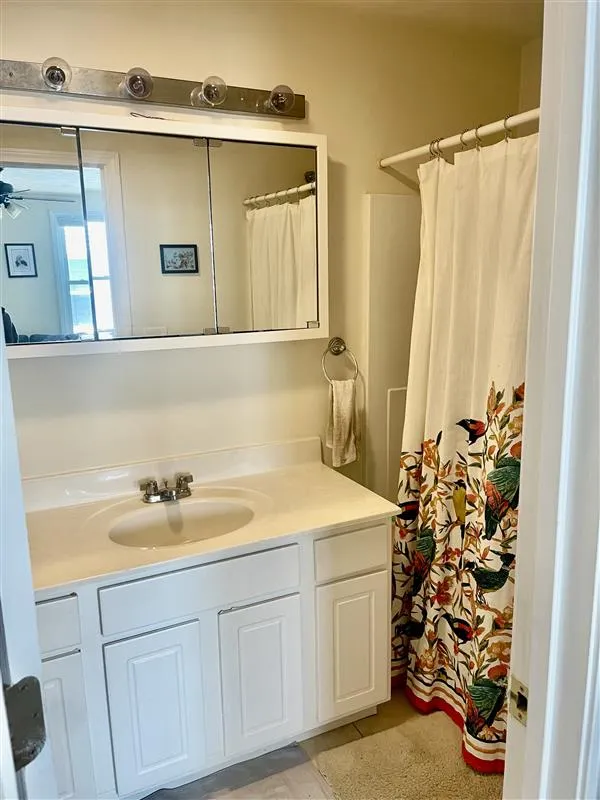 2 bed, 1 bath apartment for rent at 395 Columbia St Unit 2, Wellington-Harrington — photo 9 of 17