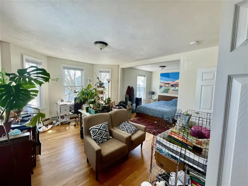 2 bed, 1 bath apartment for rent at 395 Columbia St Unit 2, Wellington-Harrington — photo 3 of 17