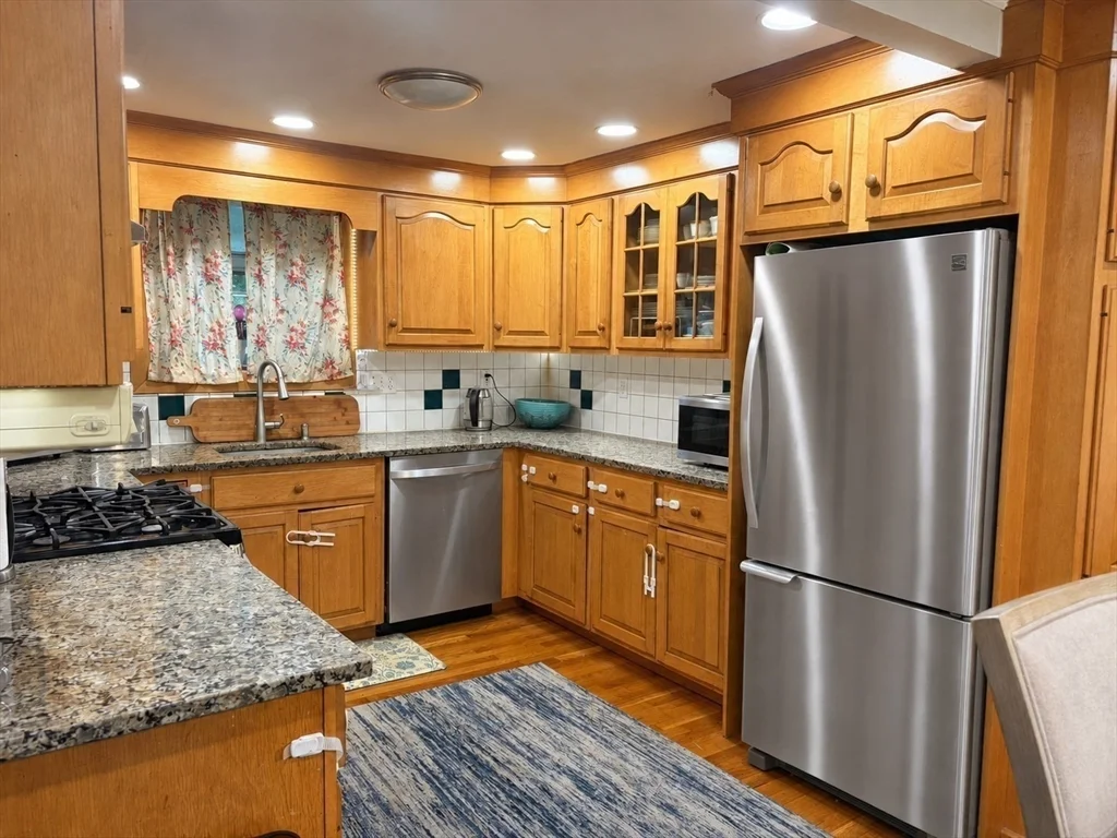 3 bed, 3 bath apartment for rent at 395 East St, Sharon — photo 6 of 21