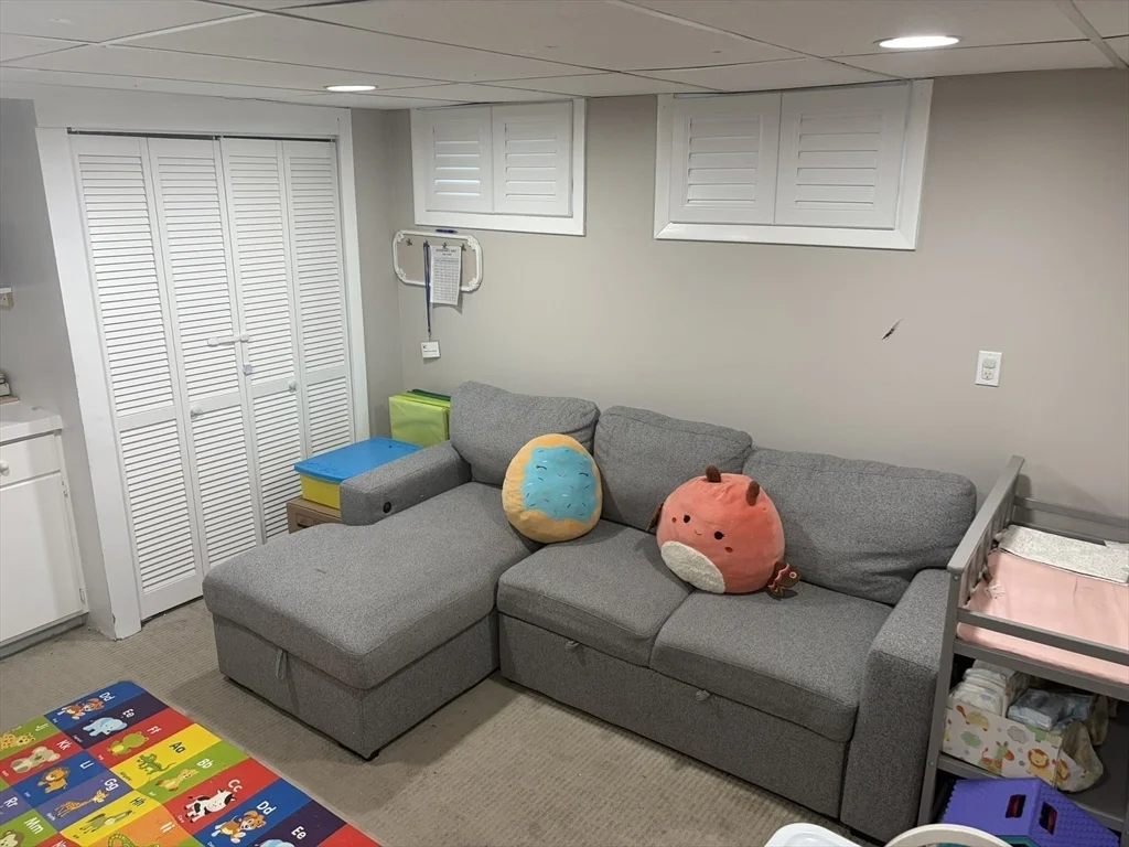 3 bed, 3 bath apartment for rent at 395 East St, Sharon — photo 16 of 21