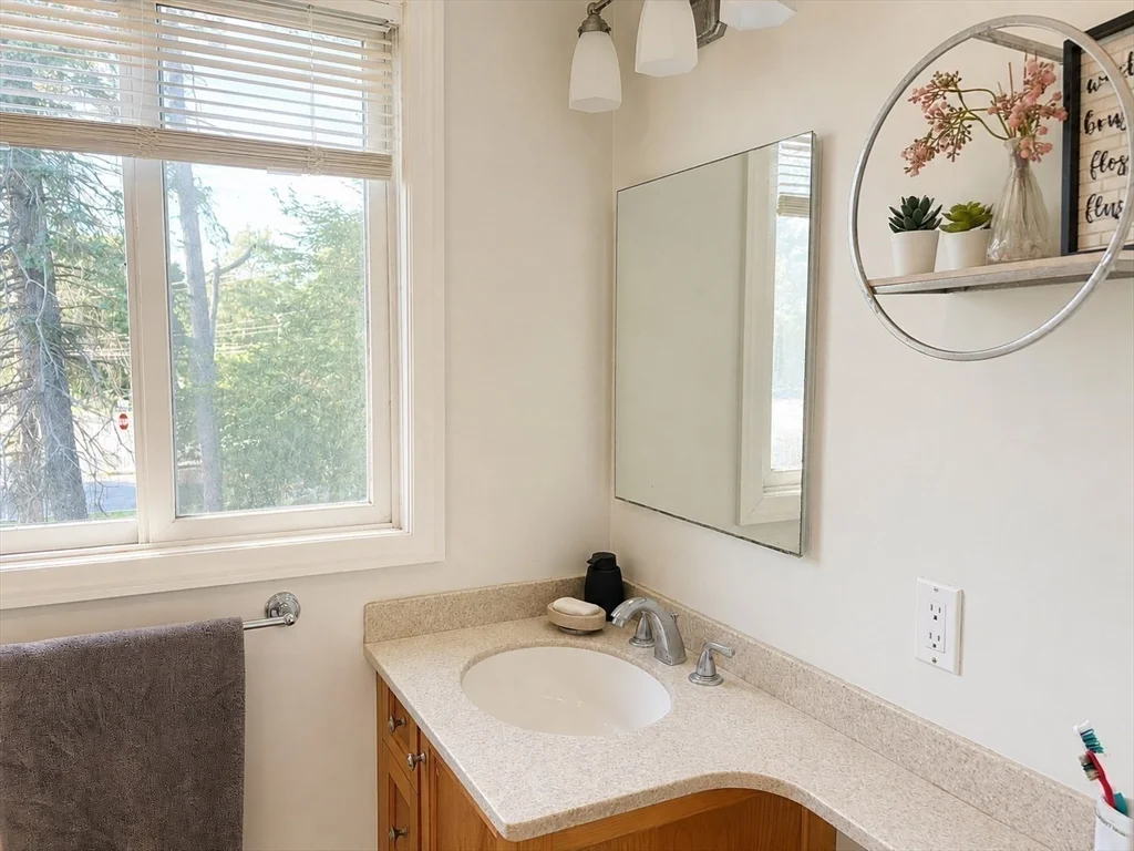 3 bed, 3 bath apartment for rent at 395 East St, Sharon — photo 11 of 21