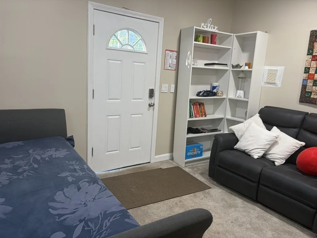 3 bed, 3 bath apartment for rent at 395 East St, Sharon — photo 17 of 21