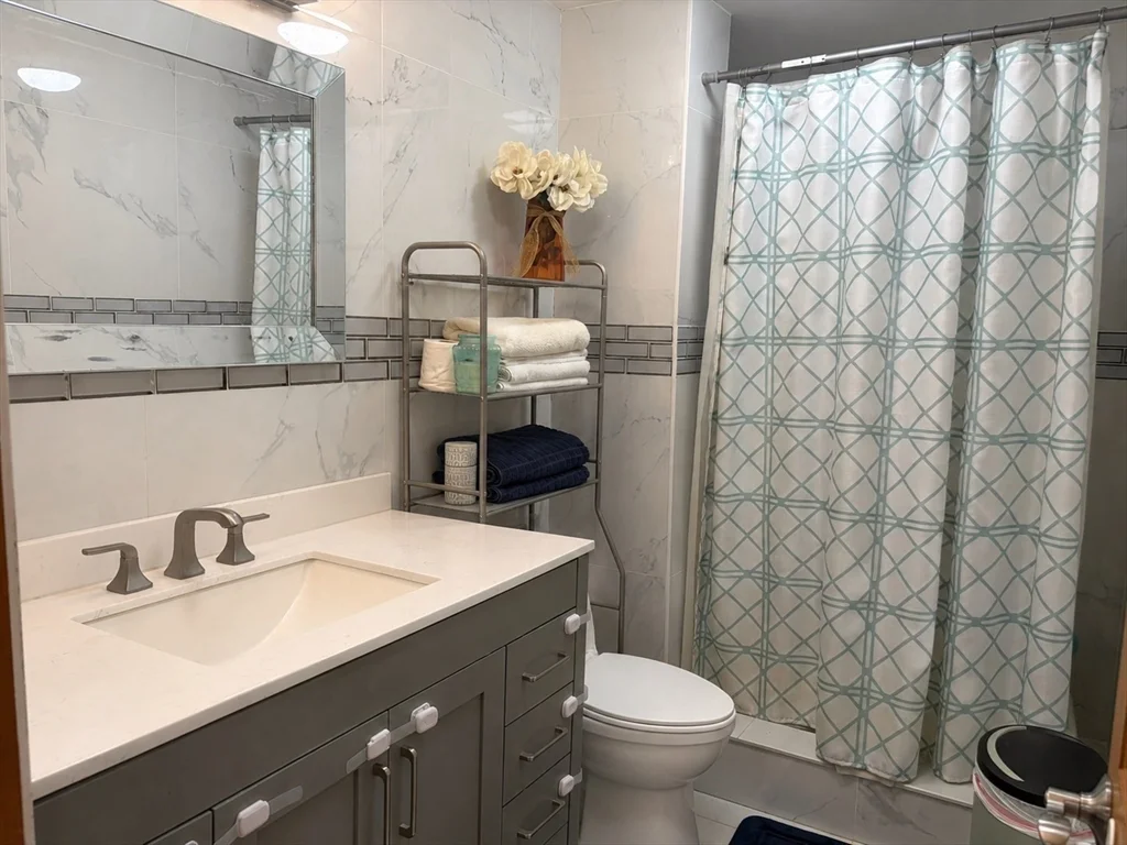 3 bed, 3 bath apartment for rent at 395 East St, Sharon — photo 7 of 21