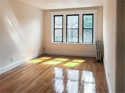1 bed, 1 bath apartment for rent at 395 Harvard St Unit 5, Coolidge Corner — photo 2 of 6