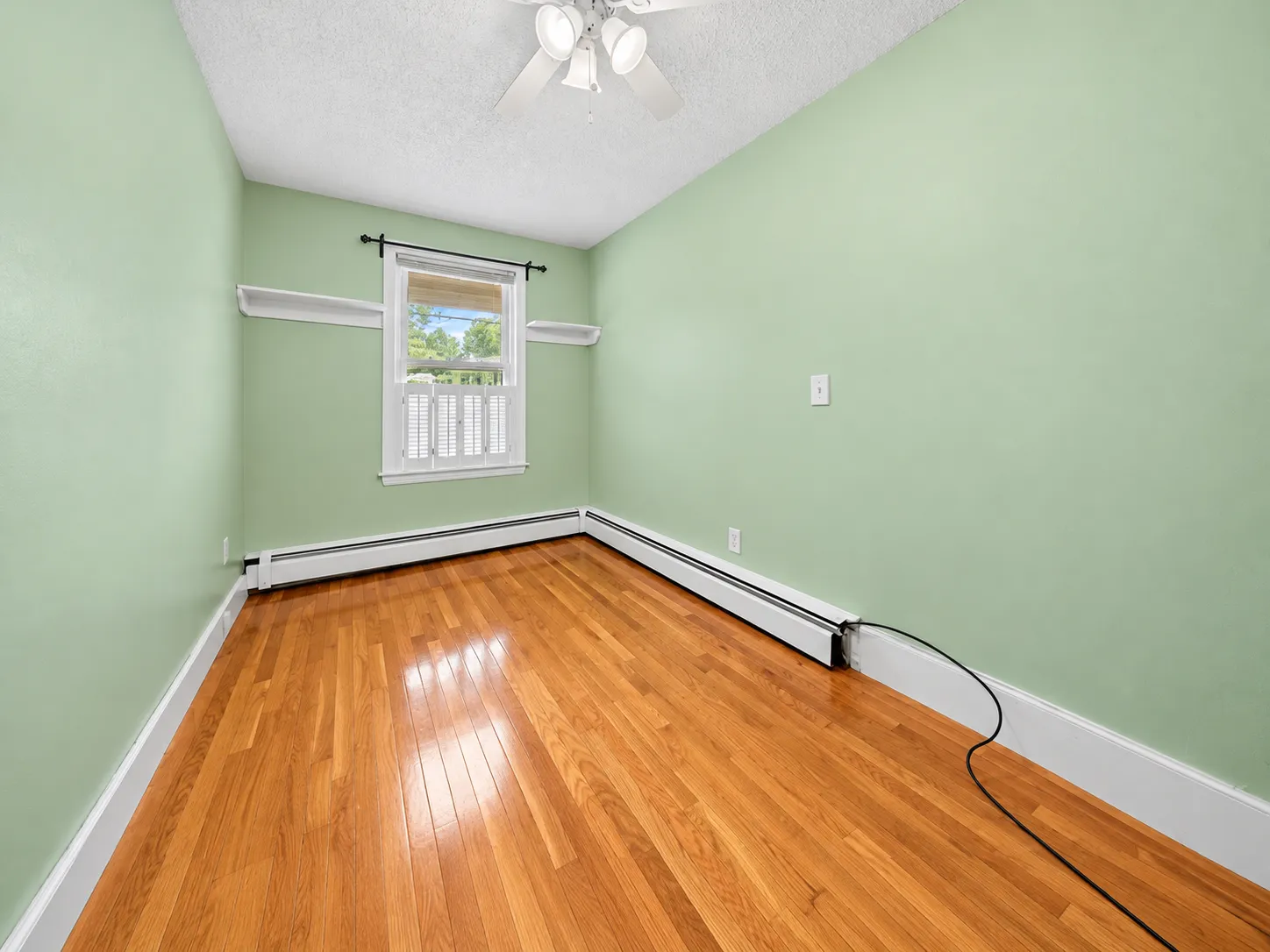 3 bed, 1 bath apartment for rent at 395 Lexington St Unit 1, Auburndale — photo 10 of 16