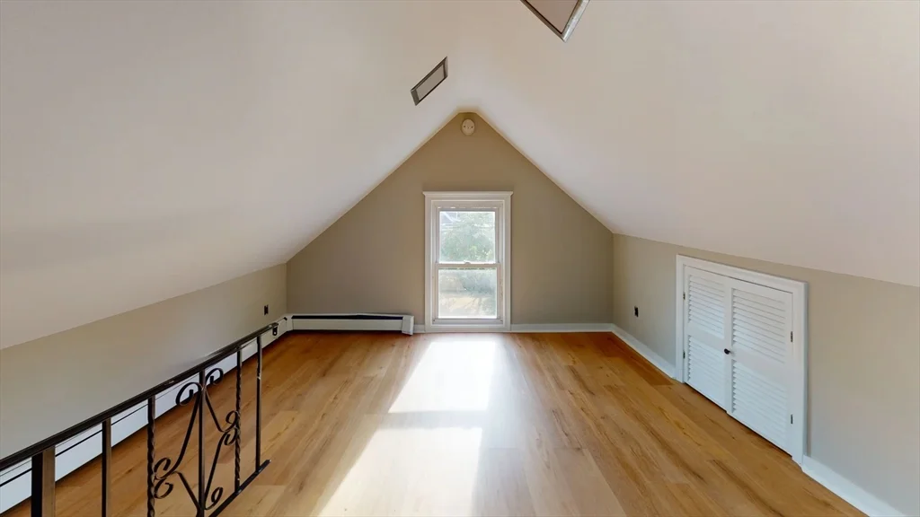 5 bed, 2 bath apartment for rent at 395 Lexington St Unit 2, Newton — photo 10 of 13