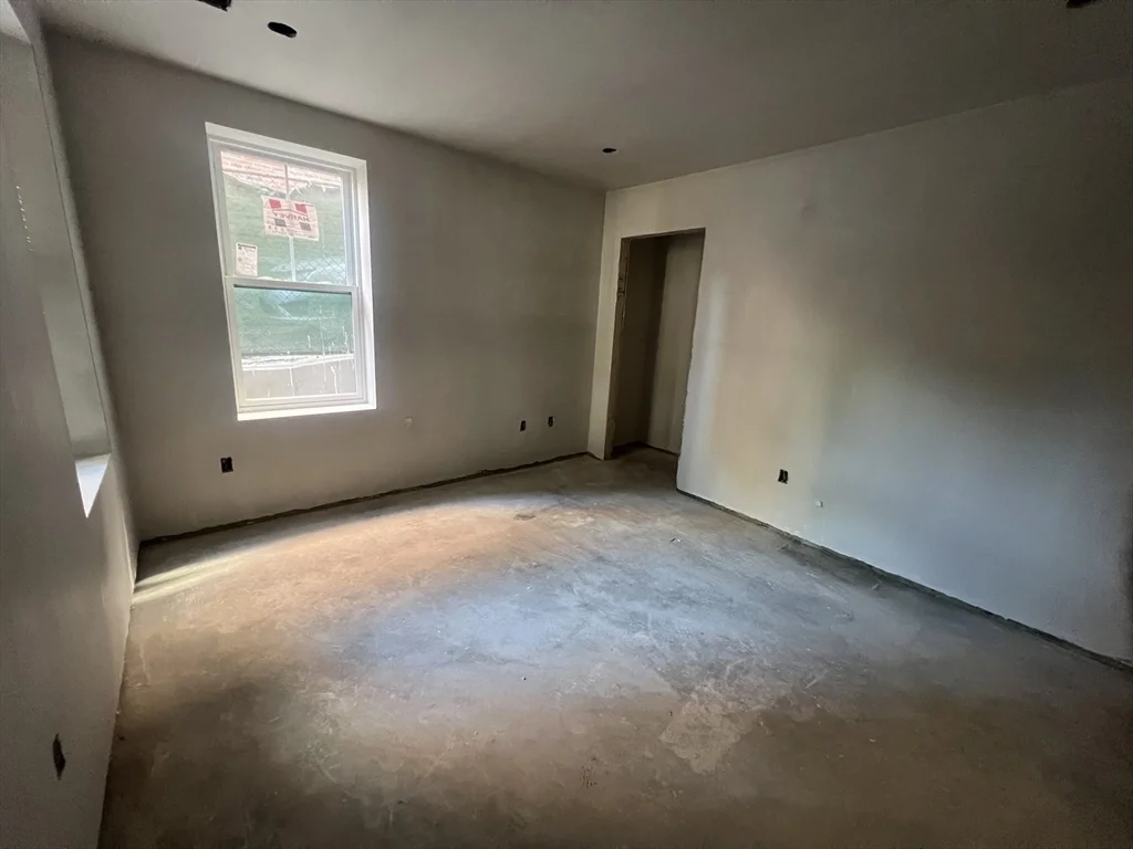 4 bed, 2 bath apartment for rent at 395 W 4th St Unit 1, South Boston — photo 29 of 30