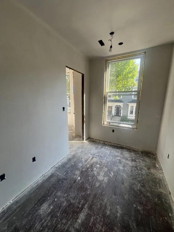 4 bed, 2 bath apartment for rent at 395 W 4th St Unit 2, South Boston — photo 26 of 34
