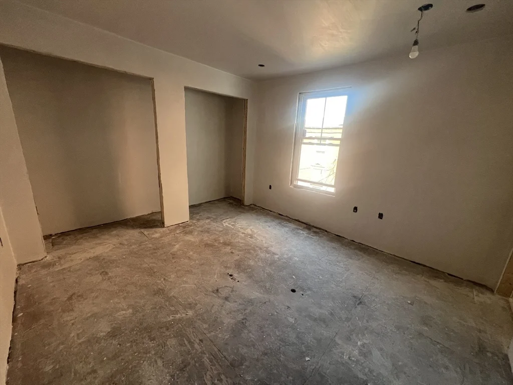 4 bed, 2 bath apartment for rent at 395 W 4th St Unit 2, South Boston — photo 29 of 34