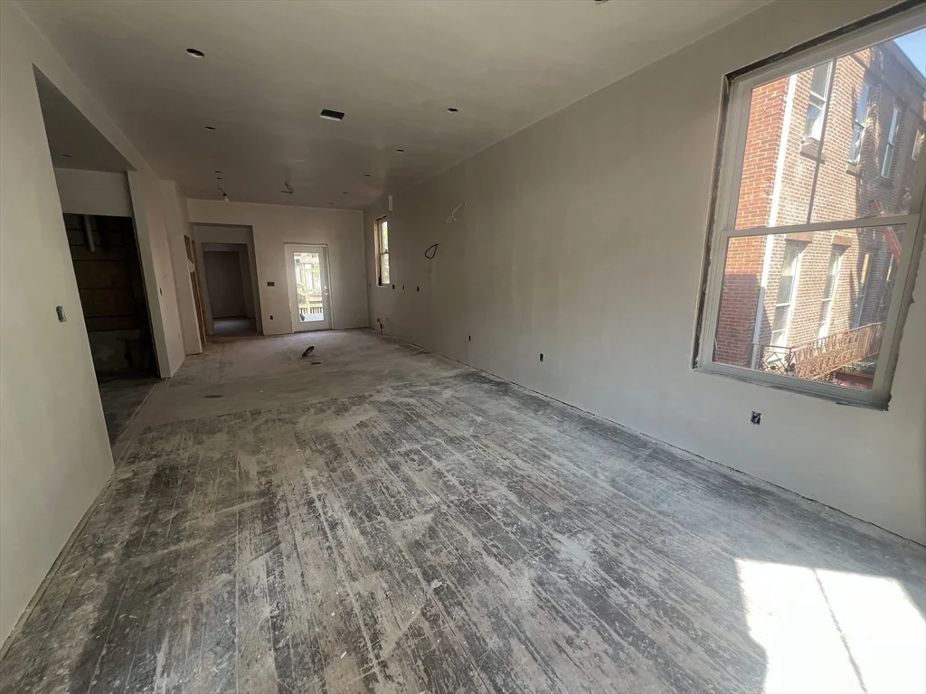 4 bed, 2 bath apartment for rent at 395 W 4th St Unit 2, South Boston — photo 25 of 34