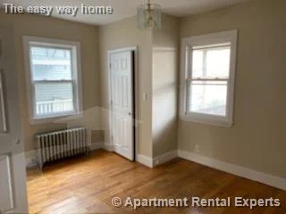 2 bed, 1 bath apartment for rent at 395 Washington St Unit 1, Ward Two — photo 3 of 9