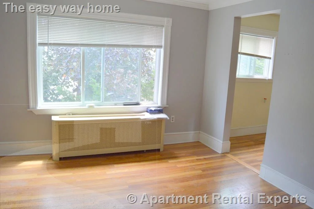 2 bed, 1 bath apartment for rent at 395 Washington St Unit 2, Ward Two — photo 2 of 6