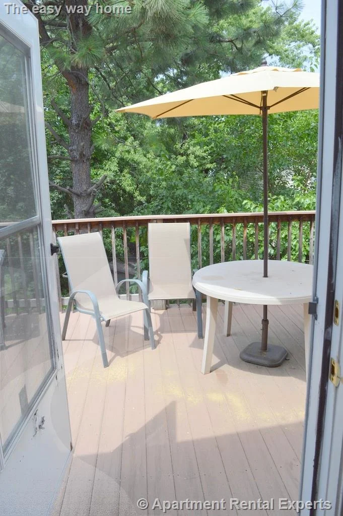 2 bed, 1 bath apartment for rent at 395 Washington St Unit 2, Ward Two — photo 5 of 6