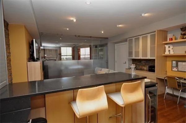 1 bed, 1 bath apartment for rent at 396 Beacon St Unit 7, Back Bay — photo 5 of 14