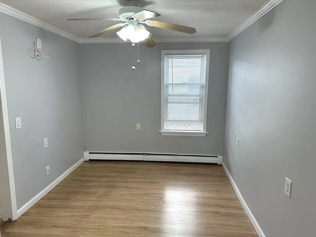 3 bed, 1 bath apartment for rent at 396 Durfee St Unit 1, Fall River — photo 2 of 13
