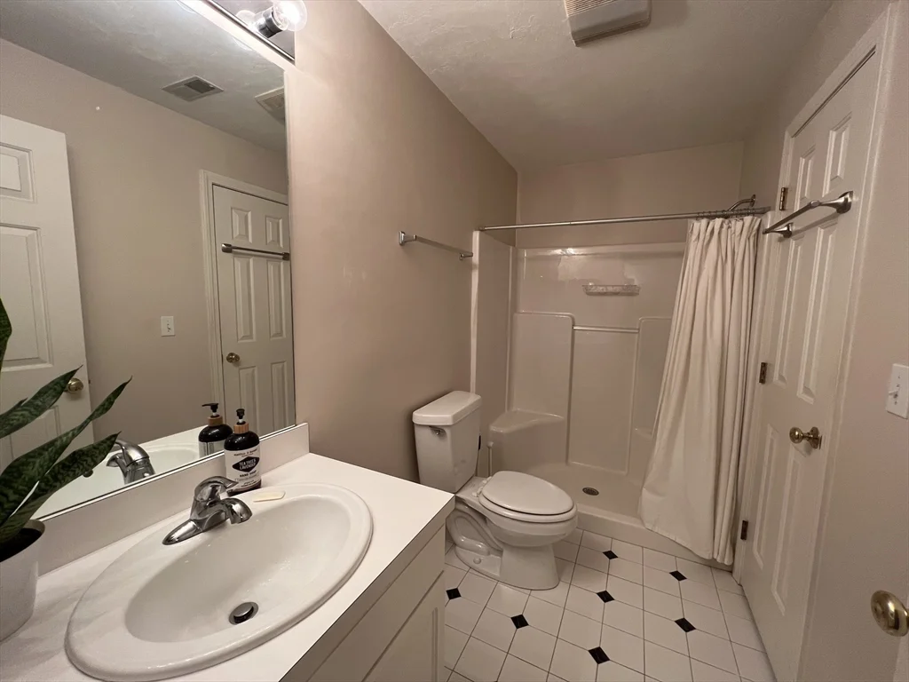 2 bed, 2 bath apartment for rent at 396 Tilden Commons Ln Unit 396, Braintree Highlands — photo 9 of 17