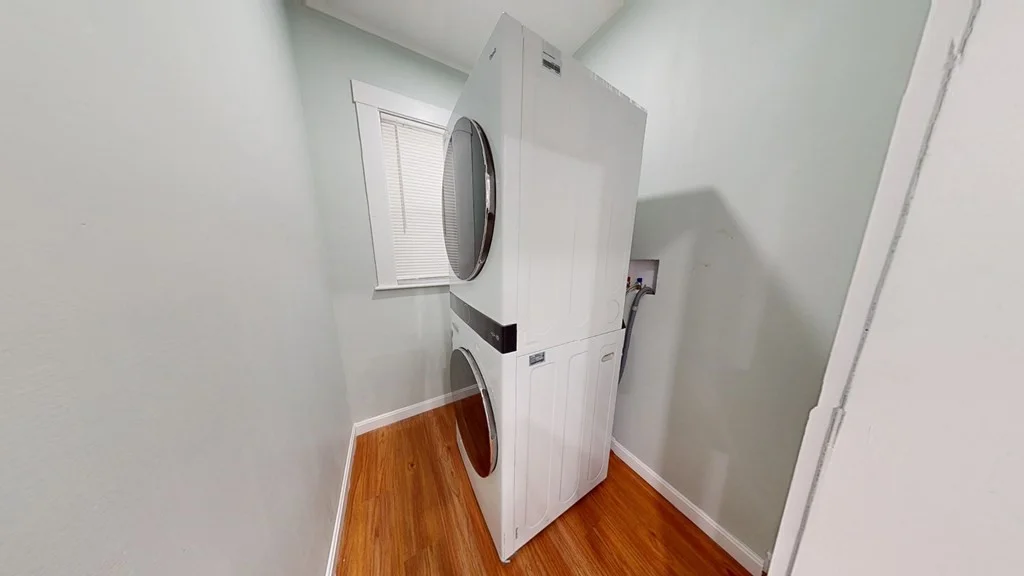 3 bed, 1 bath apartment for rent at 3960 Washington St Unit 3, Roslindale — photo 17 of 25