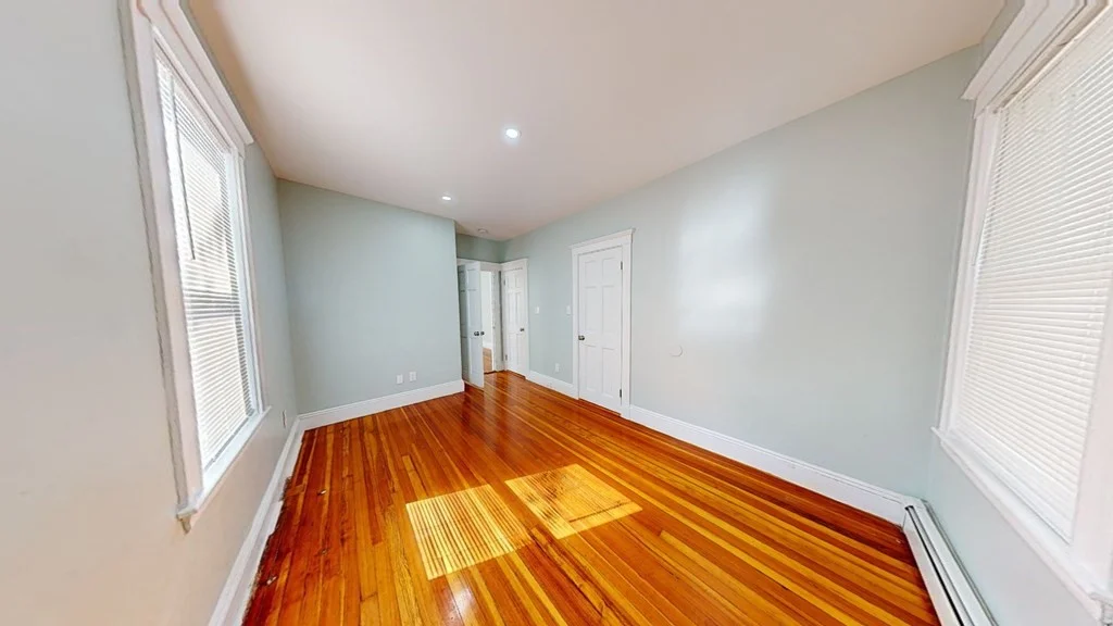 3 bed, 1 bath apartment for rent at 3960 Washington St Unit 3, Roslindale — photo 9 of 25