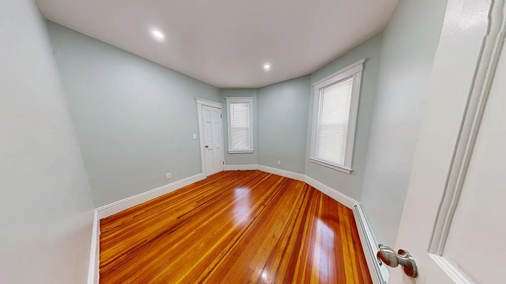 3 bed, 1 bath apartment for rent at 3960 Washington St Unit 3, Roslindale — photo 23 of 25
