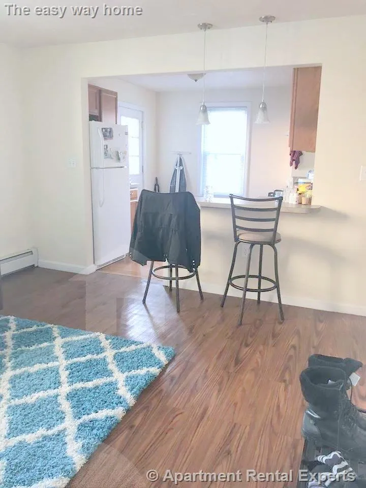 2 bed, 1 bath apartment for rent at 397.5 Columbia St Unit 2, Inman Square — photo 5 of 17