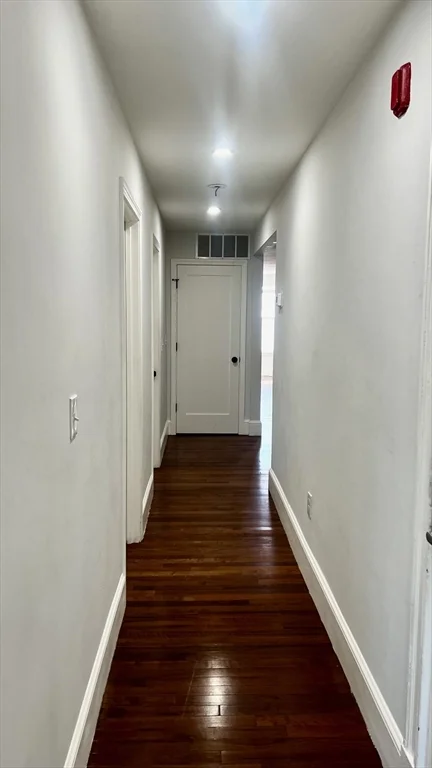 4 bed, 1 bath apartment for rent at 397 Chelsea St Unit 2, East Boston — photo 7 of 10
