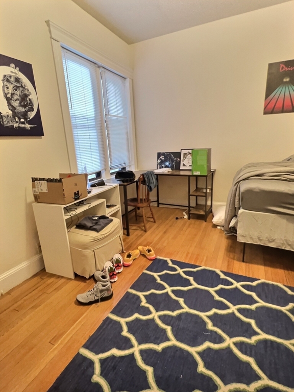 2 bed, 1.5 bath apartment for rent at 397 Harvard St Unit 2, North Brookline — photo 3 of 11