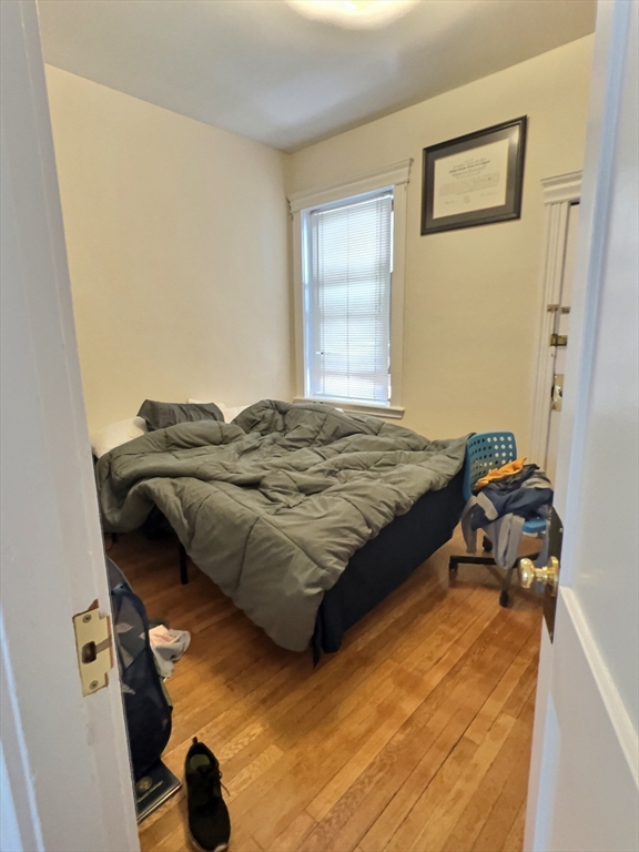 2 bed, 1.5 bath apartment for rent at 397 Harvard St Unit 2, North Brookline — photo 8 of 11