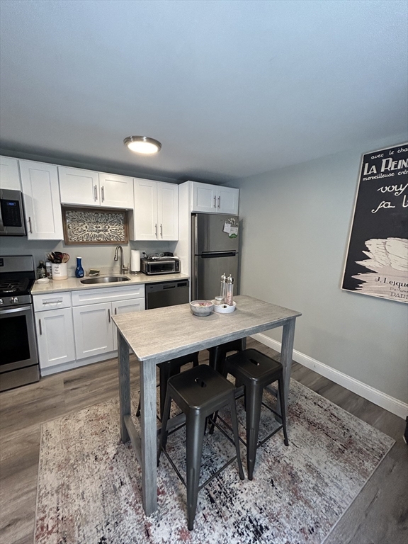 3 bed, 2 bath apartment for rent at 397 K St Unit 1, South Boston — photo 2 of 16