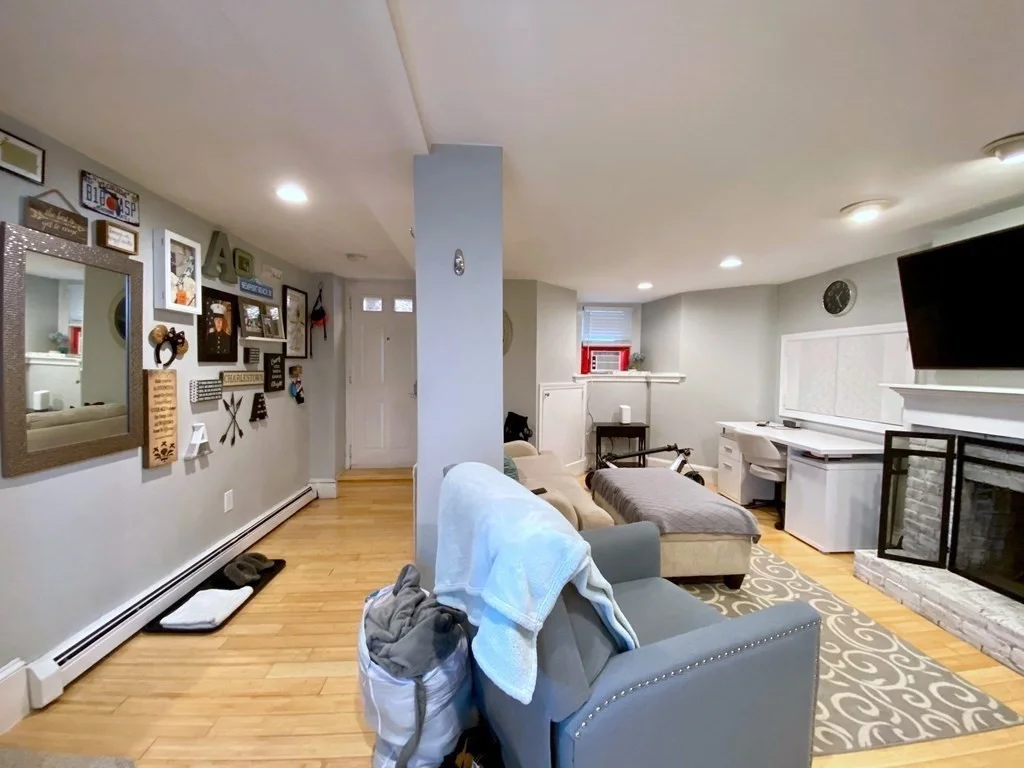 1 bed, 1 bath apartment for rent at 397 Main St Unit 1, Charlestown — photo 4 of 11