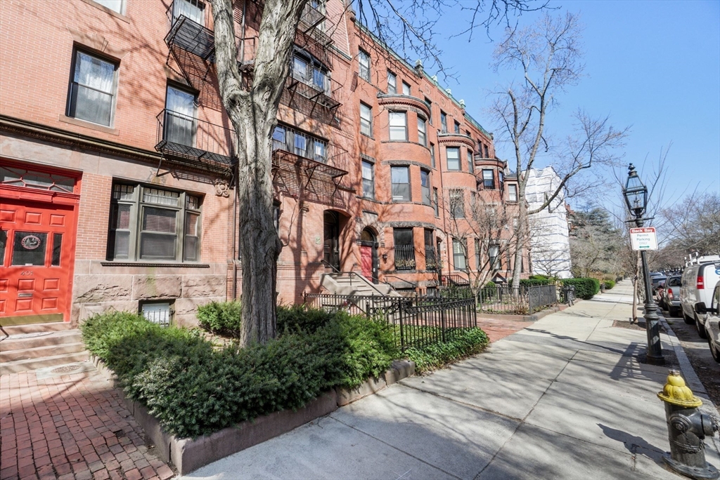 1 bed, 1 bath apartment for rent at 397 Marlborough St Unit 1, Back Bay — photo 18 of 18