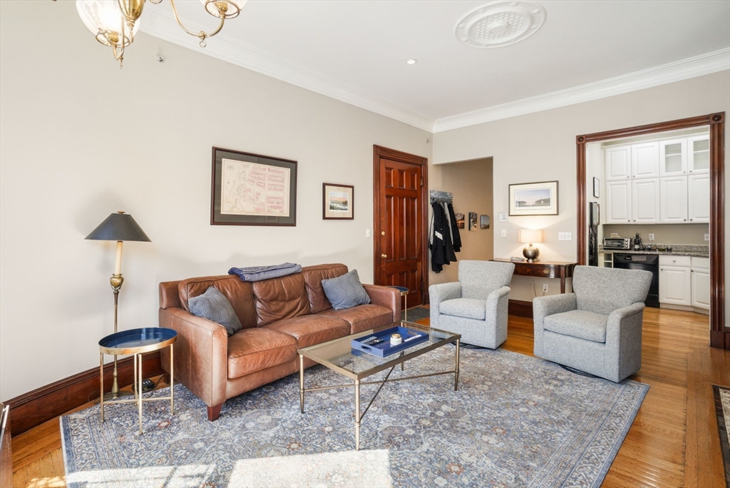 1 bed, 1 bath apartment for rent at 397 Marlborough St Unit 1, Back Bay — photo 6 of 18
