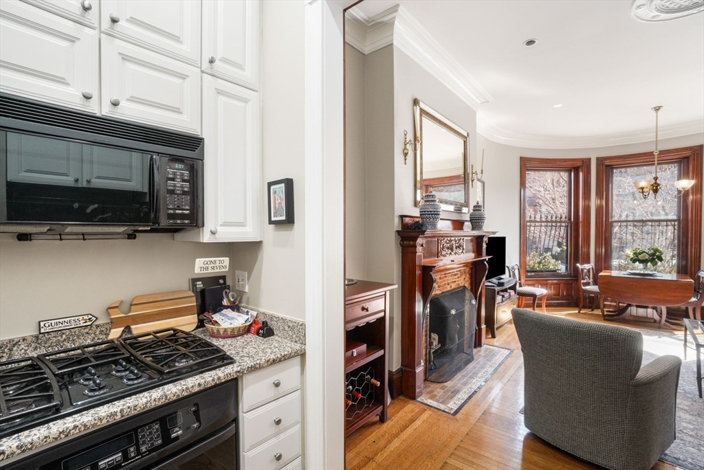 1 bed, 1 bath apartment for rent at 397 Marlborough St Unit 1, Back Bay — photo 2 of 18