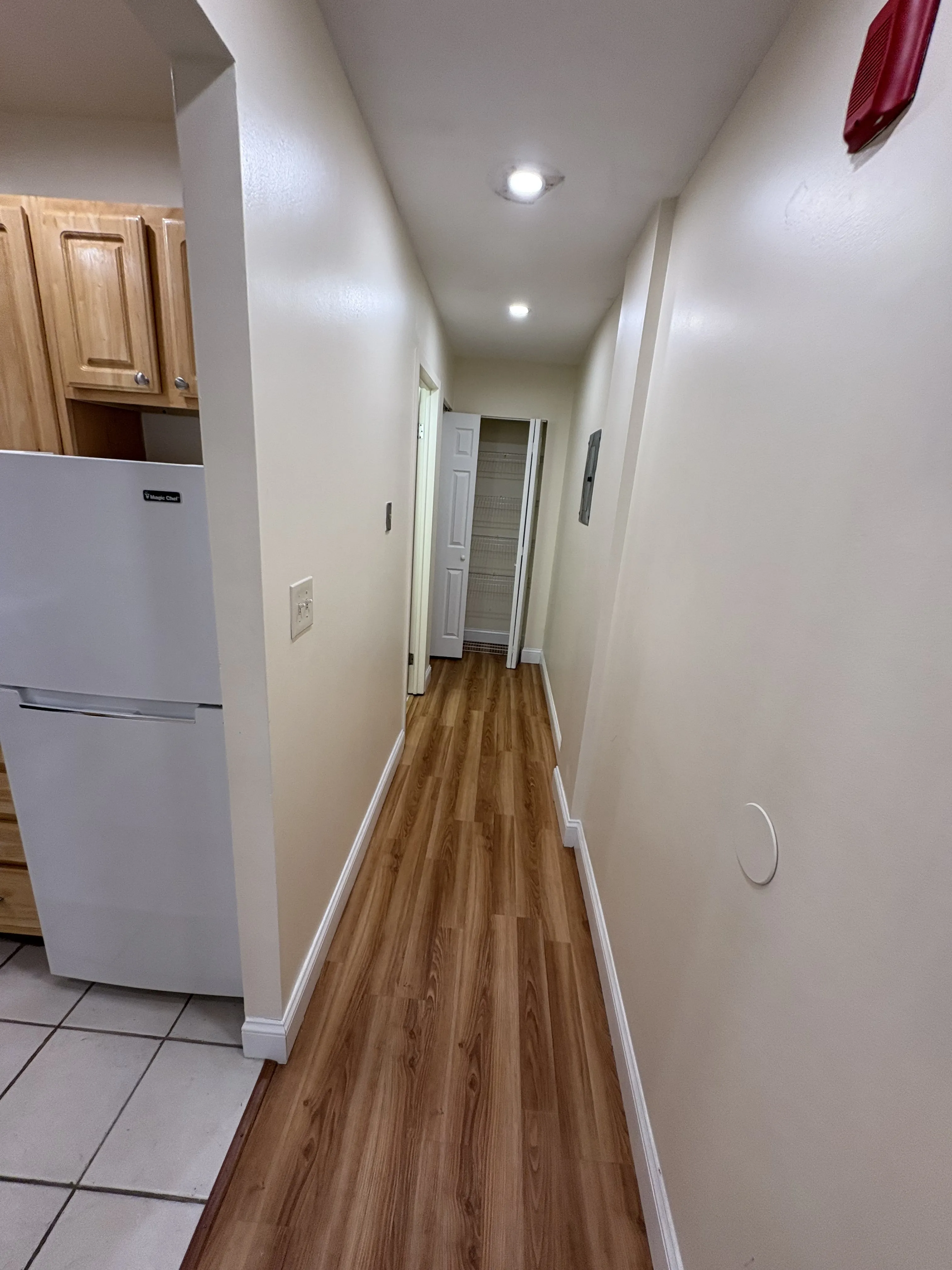 Studio bed, 1 bath apartment for rent at 397 Massachusetts Ave Unit 1, Roxbury — photo 6 of 8
