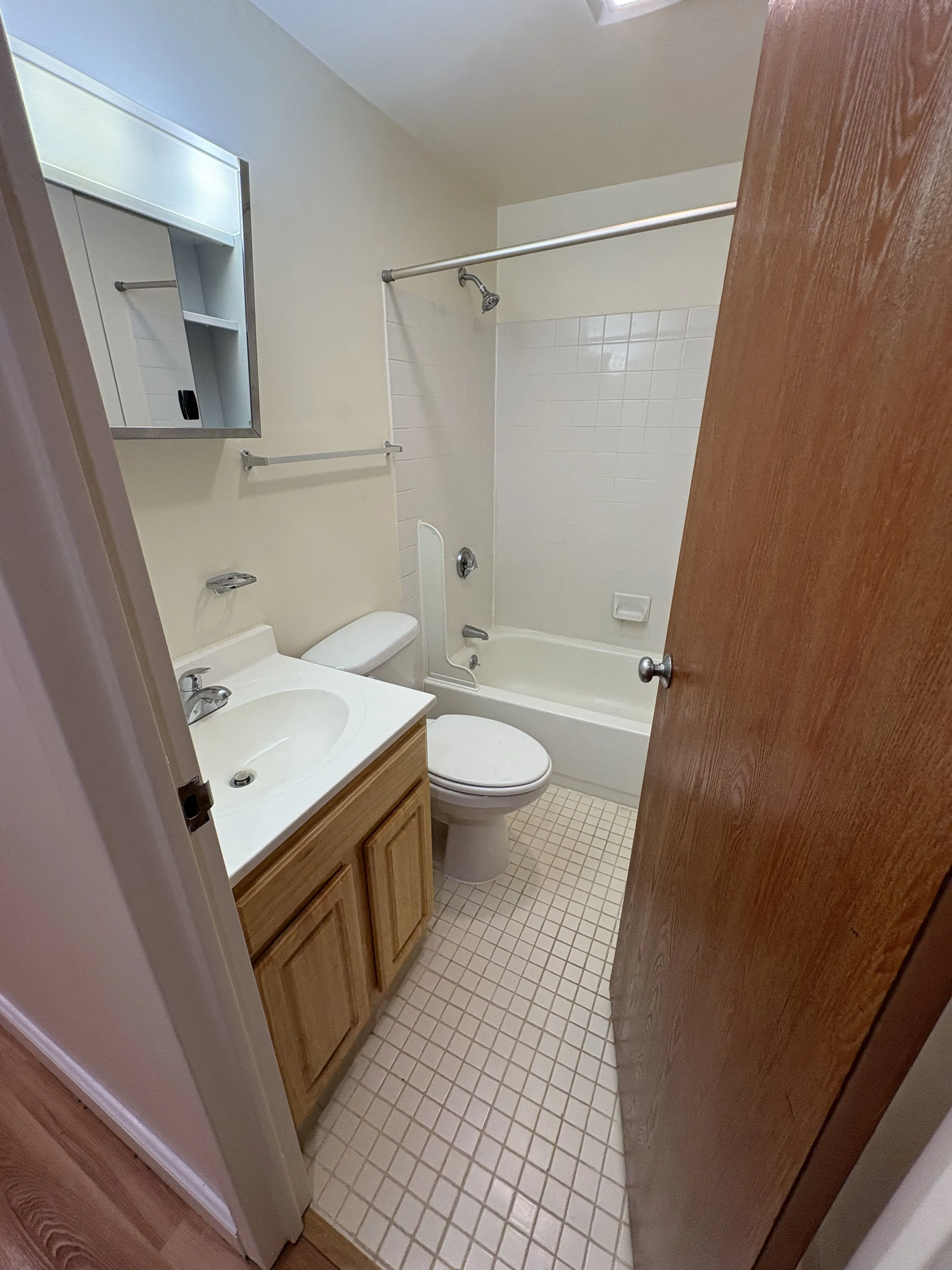 Studio bed, 1 bath apartment for rent at 397 Massachusetts Ave Unit 1, Roxbury — photo 7 of 8