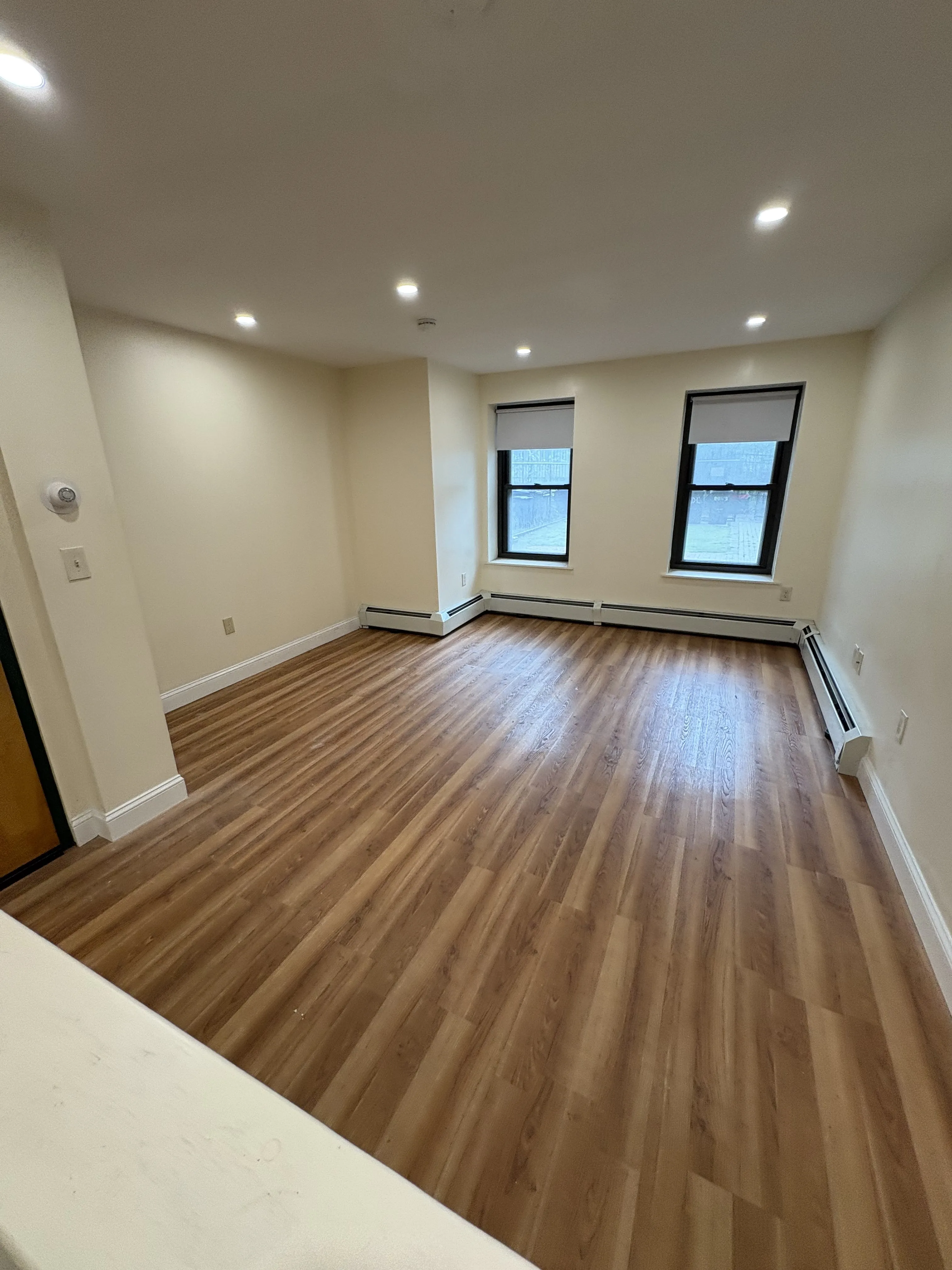 Studio bed, 1 bath apartment for rent at 397 Massachusetts Ave Unit 1, Roxbury — photo 2 of 8